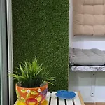 아파트 Strelitzia House *