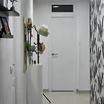 Apartament Strelitzia House