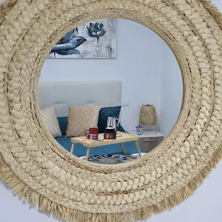 Strelitzia House Apartment *